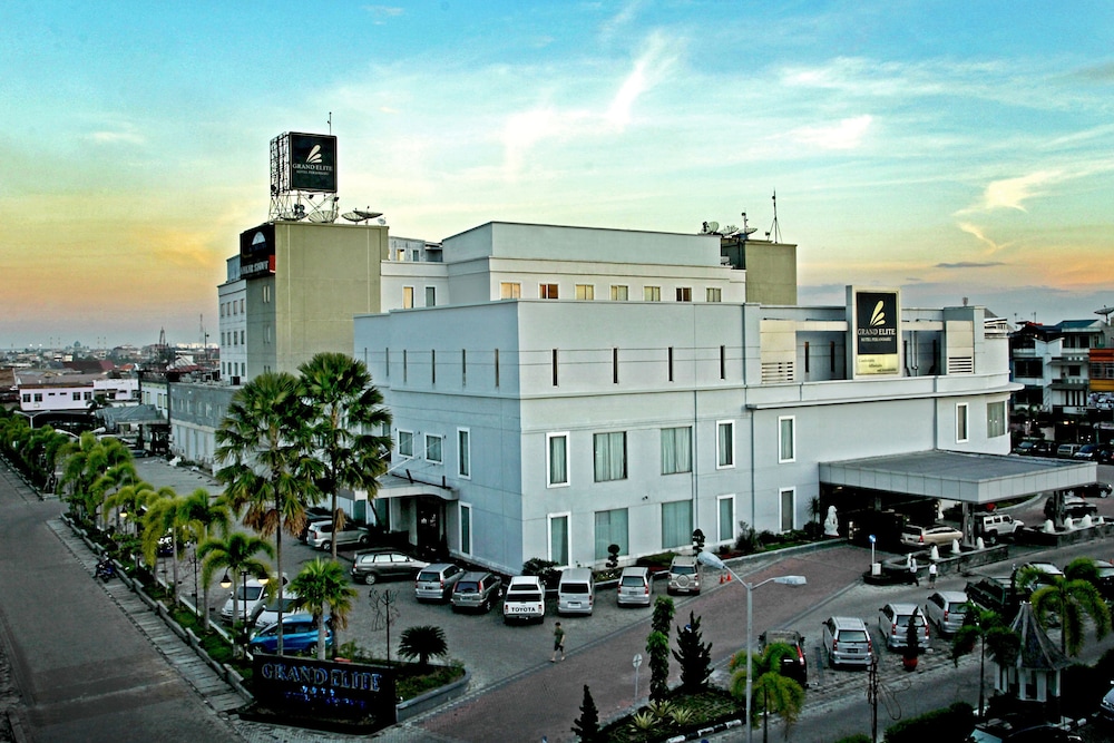 grand elite hotel
