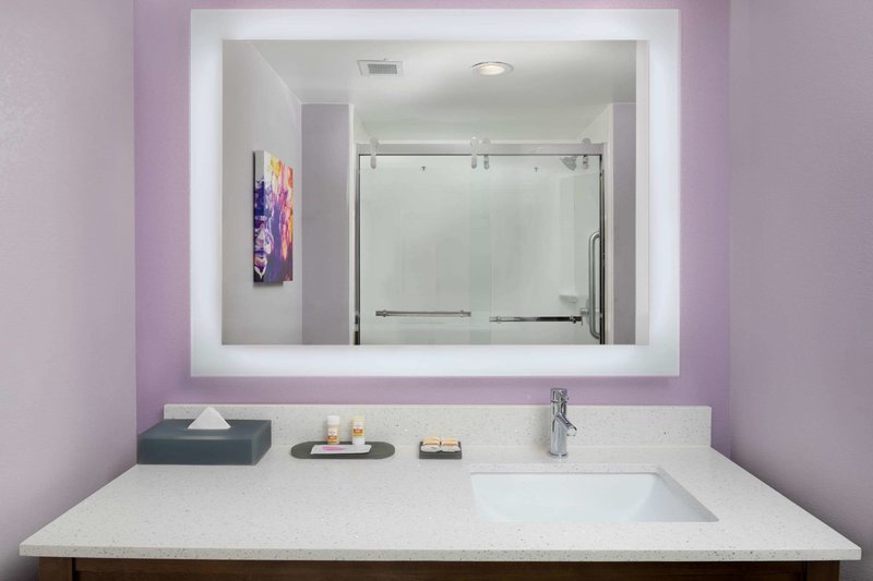 la quinta inn and suites by wyndham perry