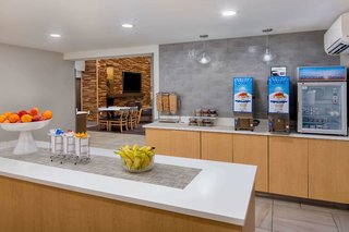 la quinta inn and suites by wyndham perry