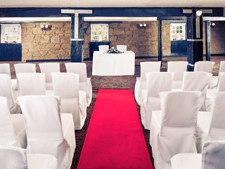 mercure perth hotel