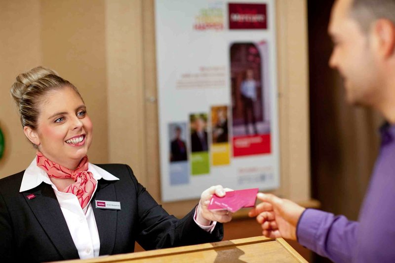 mercure perth hotel