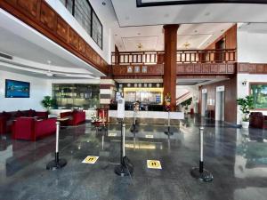 ohana phnom penh palace hotel