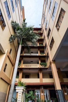 ohana phnom penh palace hotel