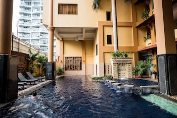 ohana phnom penh palace hotel