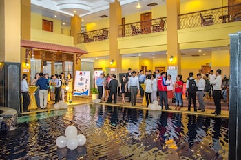 ohana phnom penh palace hotel