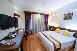 ohana phnom penh palace hotel