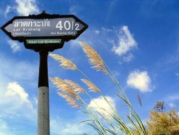 Ploykhumthong Boutique Resort,Bang Sao Thong>>Bang Phli,3.5 star