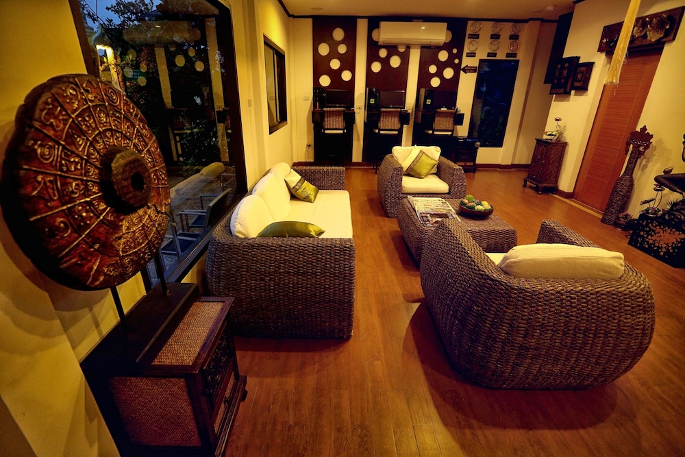 ploykhumthong boutique resort