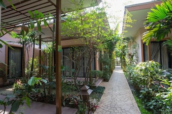 ploykhumthong boutique resort