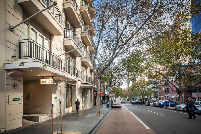 comfort hotel melbourne central