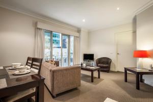 comfort hotel melbourne central