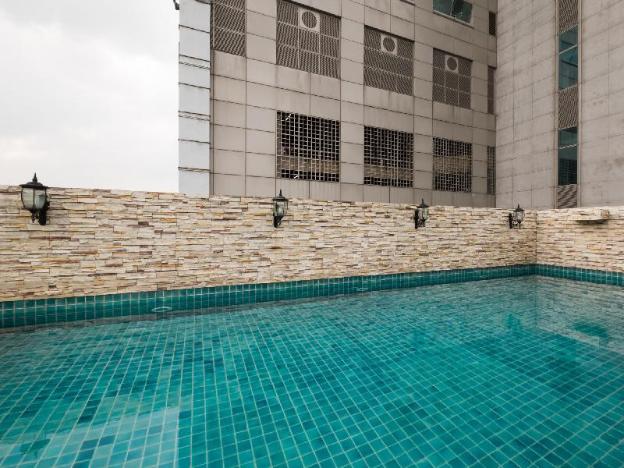 rongratana executive residence