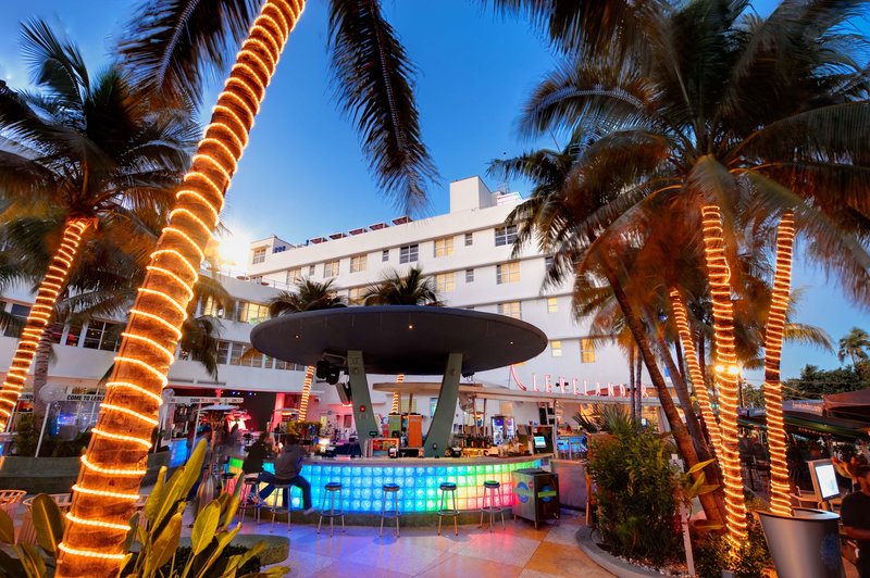 clevelander hotel adults only