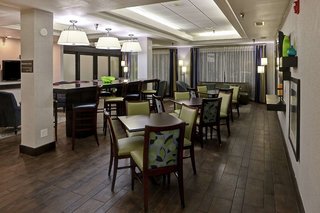 hampton inn atlanta woodstock