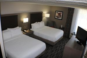 holiday inn express woodstock shenandoah valley by ihg