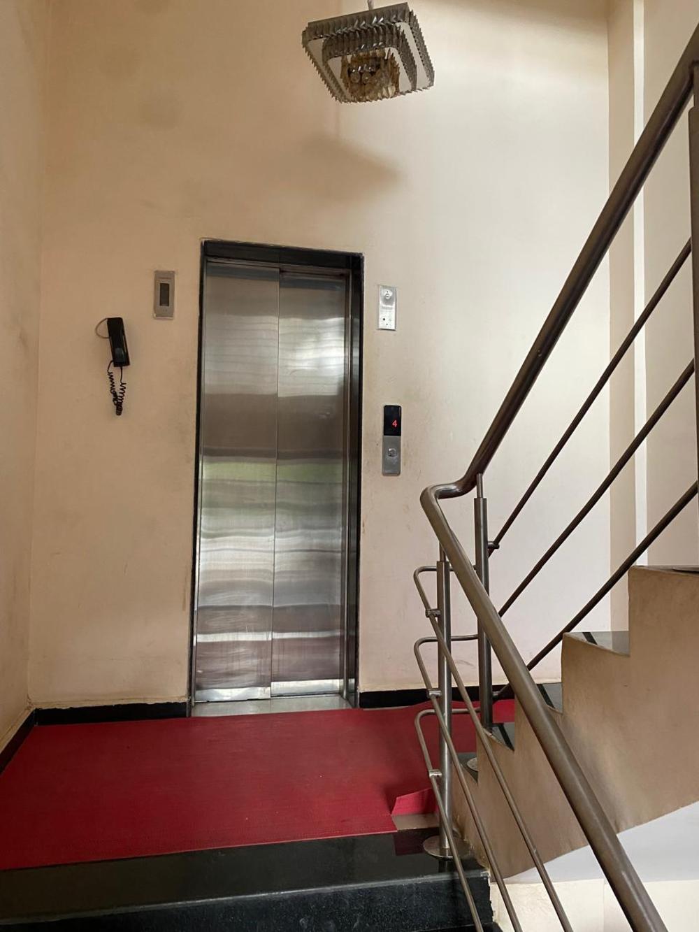 hsquare service apartment malad