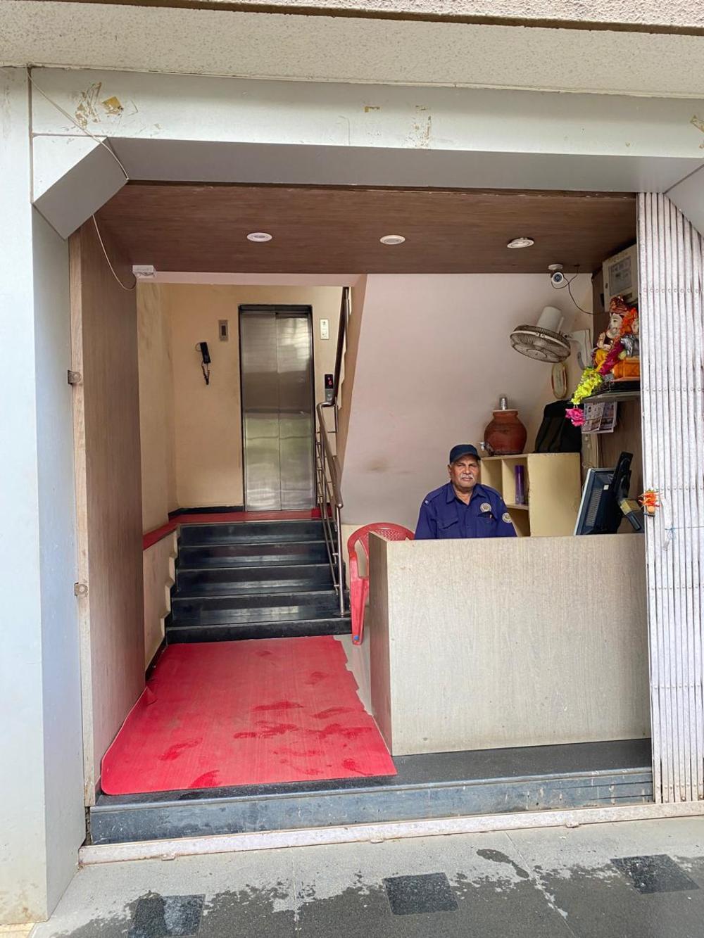 hsquare service apartment malad