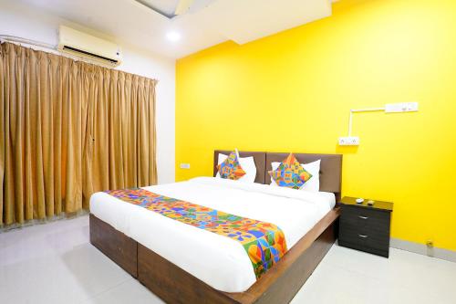 hsquare service apartment malad