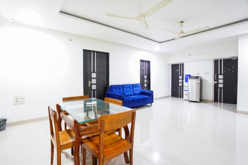 hsquare service apartment malad