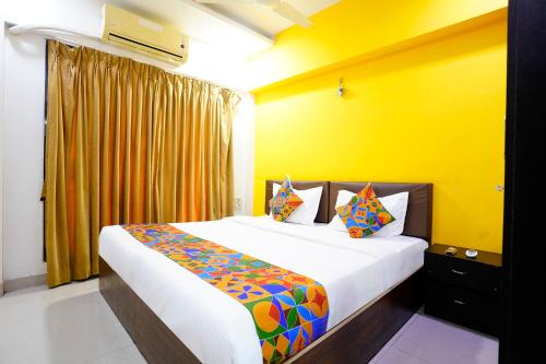 hsquare service apartment malad