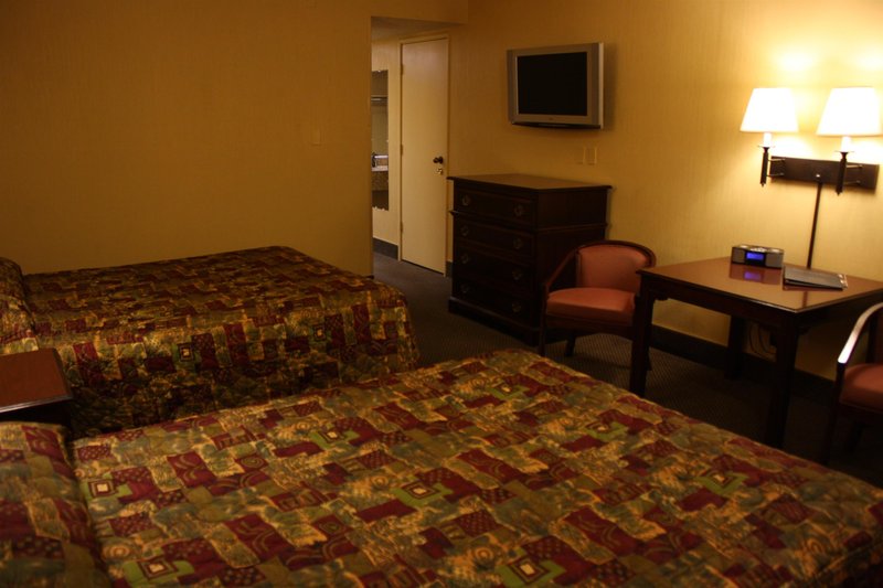 hometowne studios by red roof yuba city