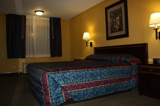 hometowne studios by red roof yuba city