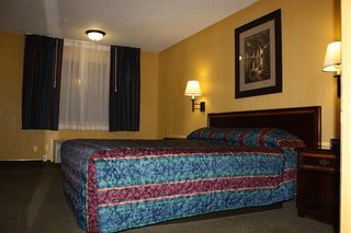 hometowne studios by red roof yuba city