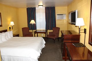 hometowne studios by red roof yuba city