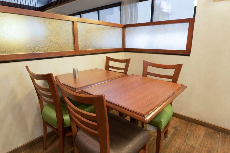 drury inn and suites marion