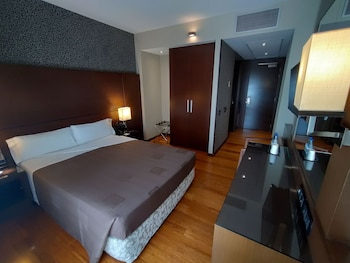 hotel barcelona colonial