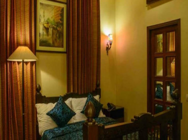 hotel 233 park street