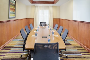 fairfield inn and suites by marriott lafayette south