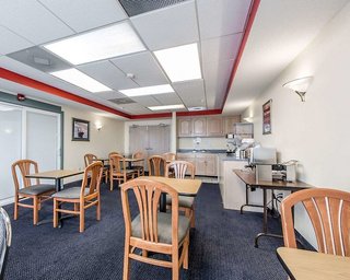 econo lodge morristown