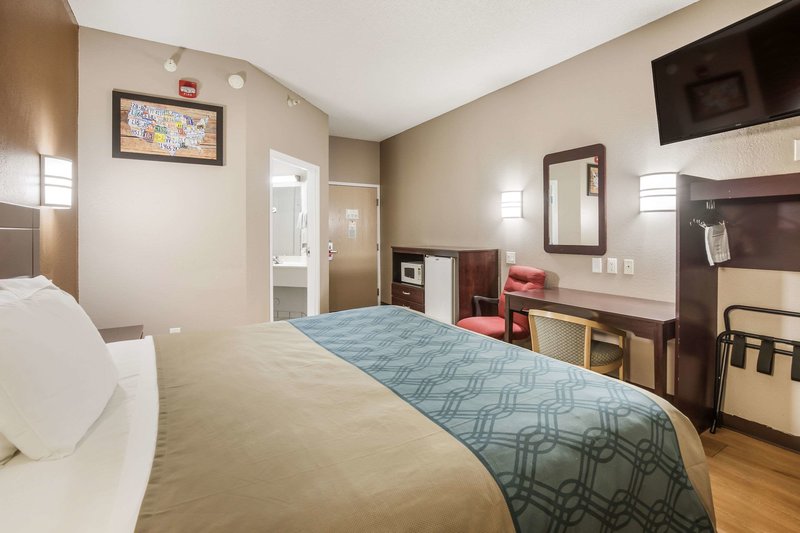 econo lodge morristown