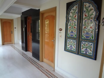 regency hotel malabar hill