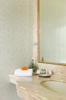 regency hotel malabar hill