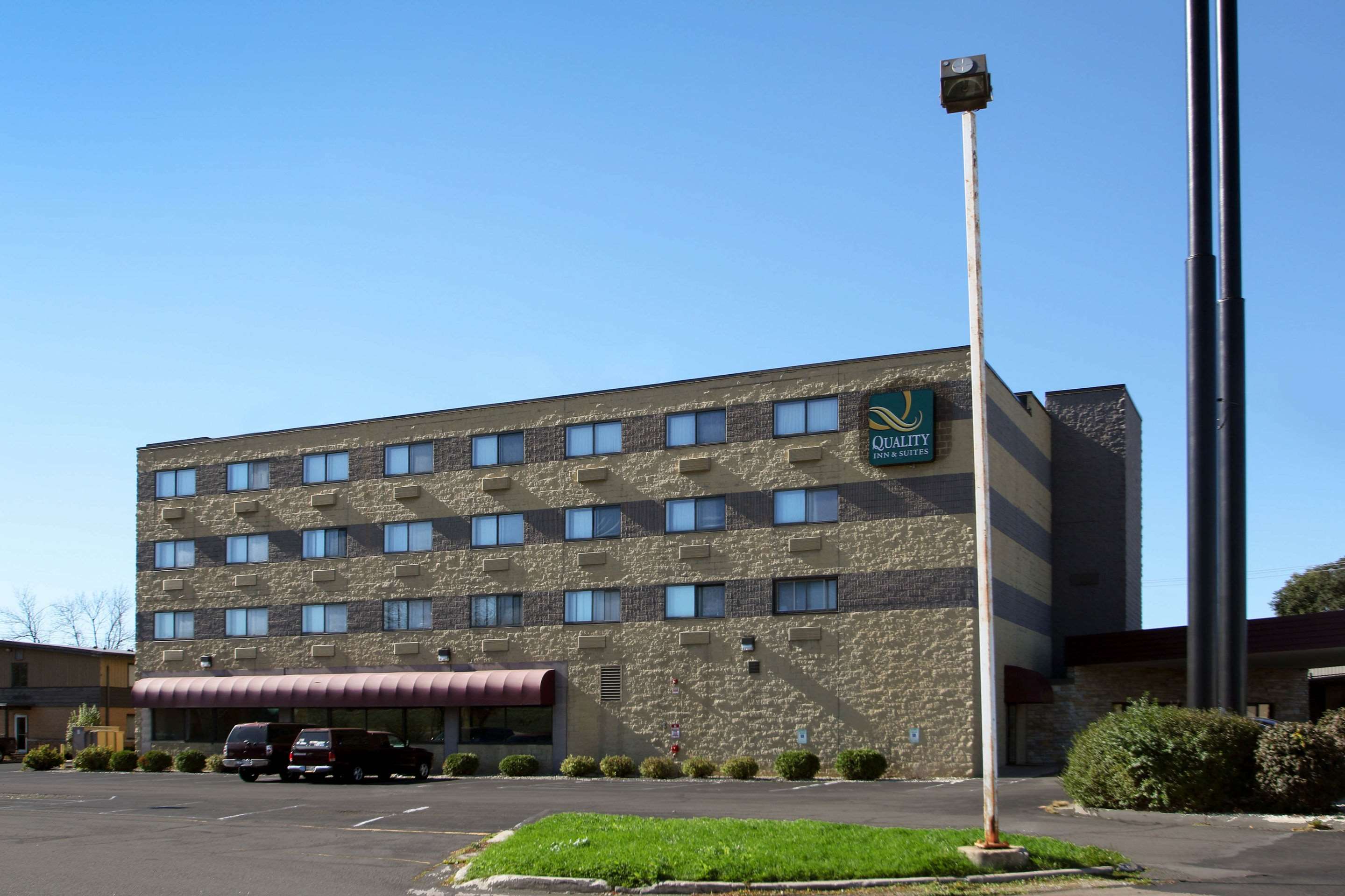comfort inn and suites