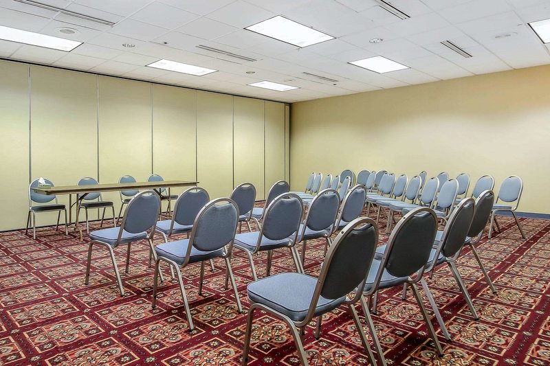 comfort inn and suites