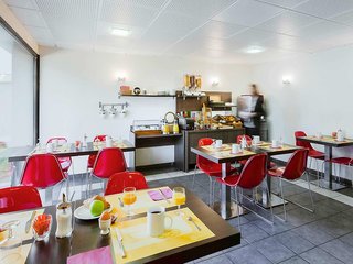 Aparthotel Adagio Access Orleans,Near Place Du Martroi,3 star