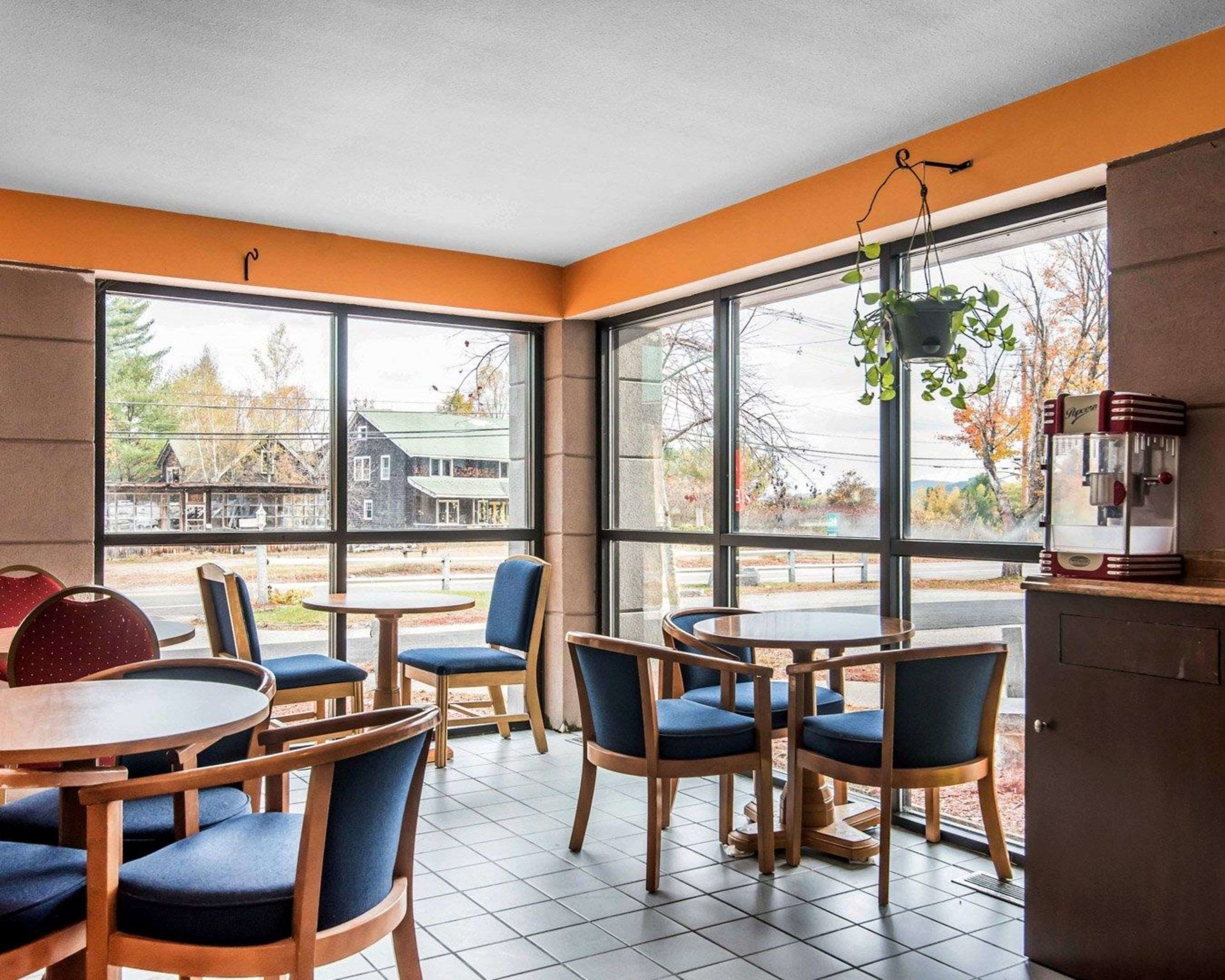 econo lodge near plymouth state university