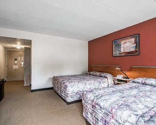 econo lodge near plymouth state university