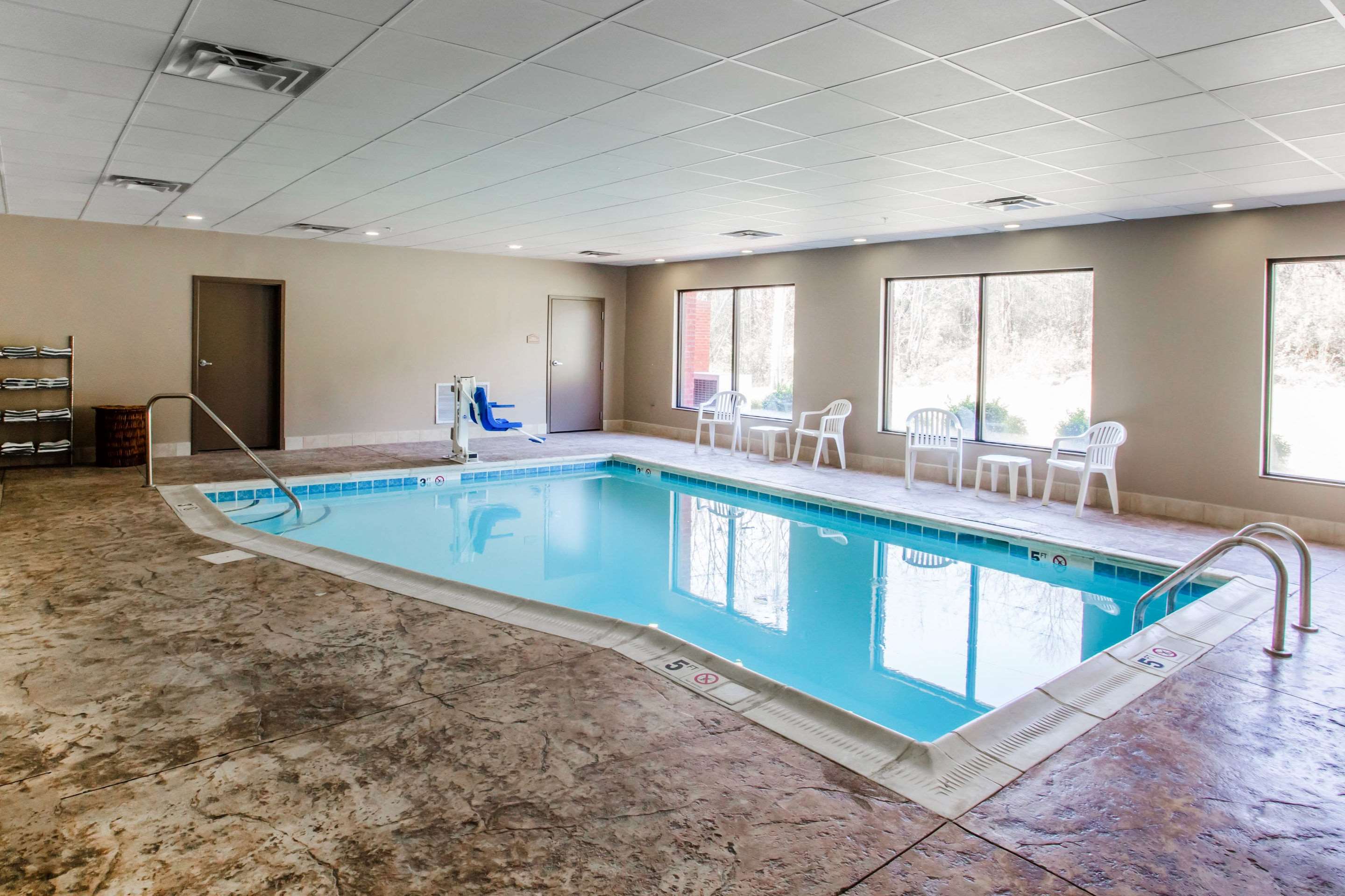 surestay plus hotel by best western portland route 52 west