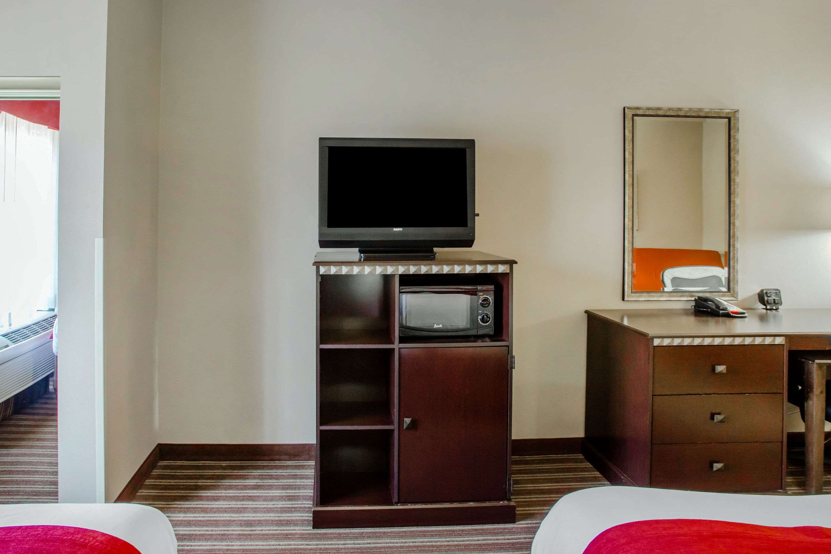 surestay plus hotel by best western portland route 52 west