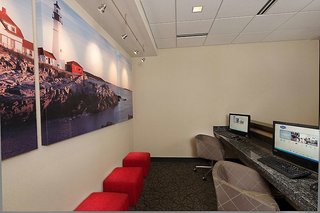 hampton inn portland downtown waterfront