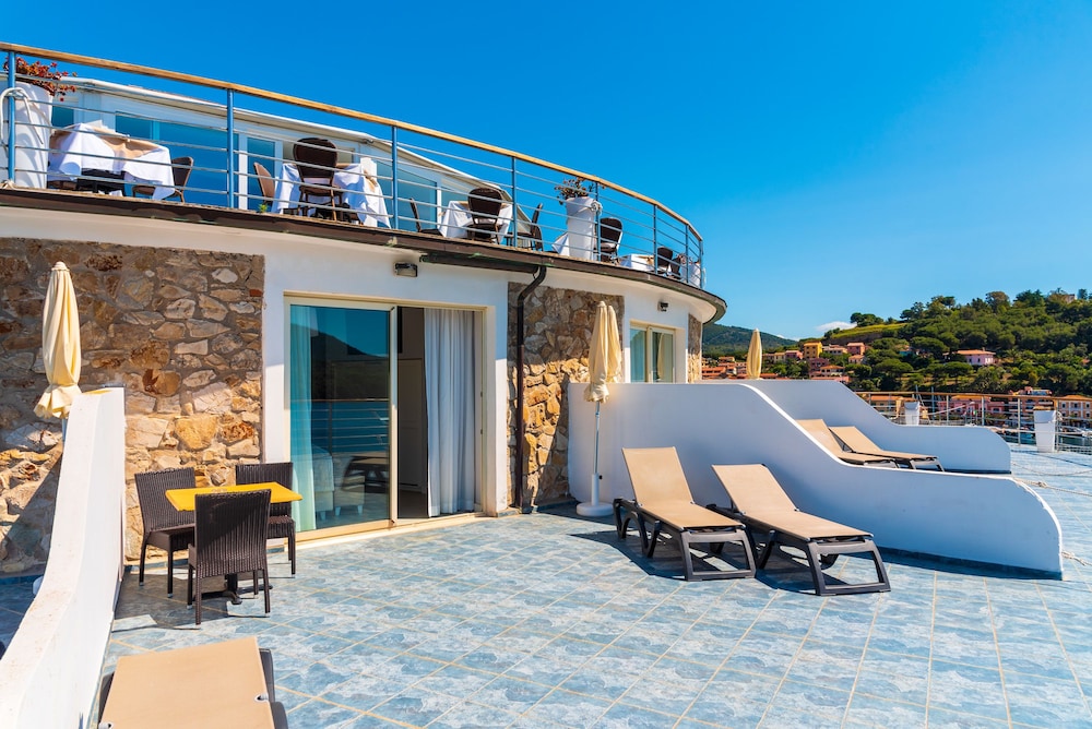 porto azzurro