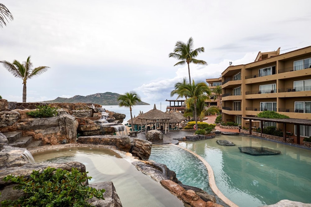 hotel playa mazatlan