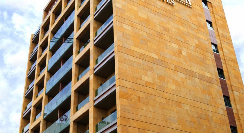 lancaster suites raouche