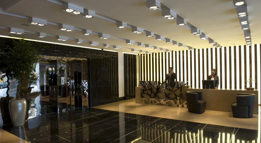 lancaster suites raouche