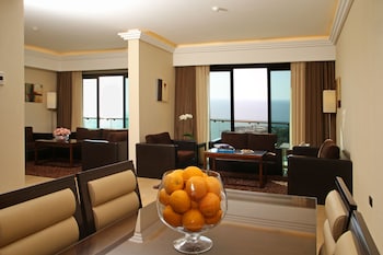 lancaster suites raouche