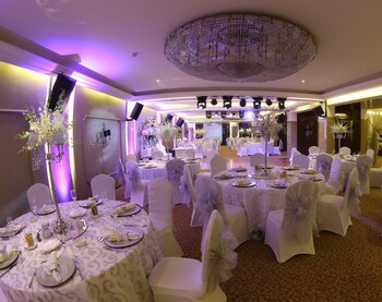 lancaster suites raouche